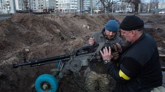 Russia Starts Large-Scale Attack On Ukraine (Anastasia Vlasova/Getty Images)