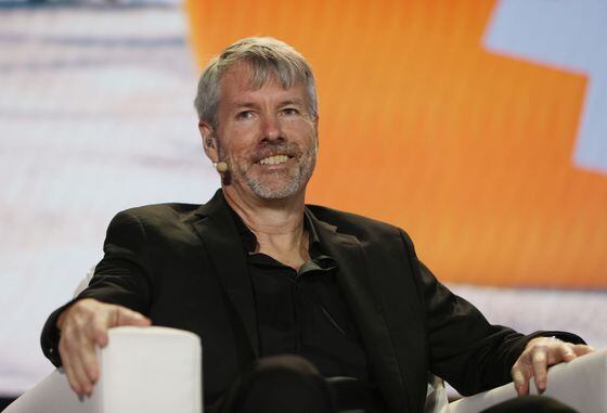 MicroStrategy CEO Michael Saylor speaks at the Bitcoin 2021 conference in Miami. (Joe Raedle/Getty Images)