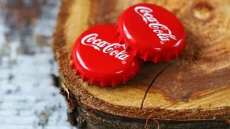 A Coke distributor in Asia will let vending machine customers purchase purchase beverages using bitcoin. (Credit: Sunvic / Shutterstock) 