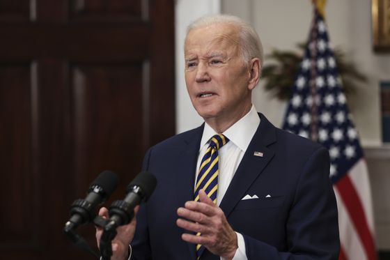 The U.S. Commerce Dept. is asking for public comments related to Joe Biden’s executive crypto order. (Win McNamee/Getty Images)