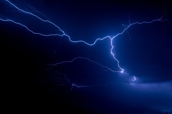 Lightning (Leon Contreras/Unsplash)