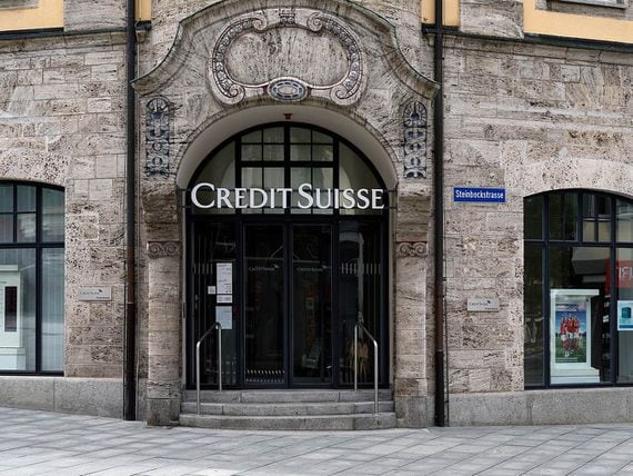 Credit Suisse is the latest banking giant to flirt with crypto. (Cayambe/Wikimedia Commons)
