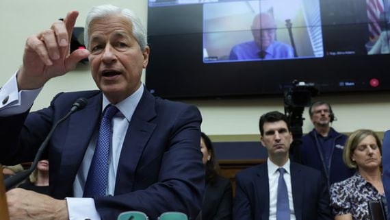 JPMorgan Chase CEO Calls Crypto Tokens ‘Decentralized Ponzi Schemes'