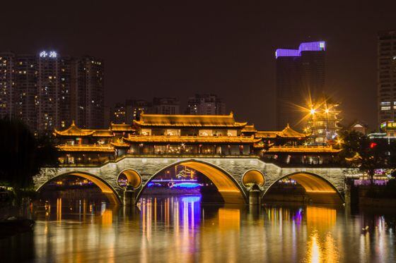 Anshun covered bridges in Chengdu, Sichuan. (Zain Lee/Unsplash)