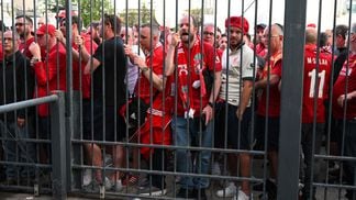 Liverpool fans lining up outside the stadium prior to the UEFA Champions League final match between Liverpool FC and Real Madrid at Stade de France in Paris on May 28, 2022 (Matthias Hangst/Getty Images)